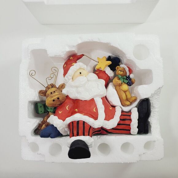 Stocking Hanger Christmas Around The World Santa And Friends House Of Lloyd B - Picture 11 of 11